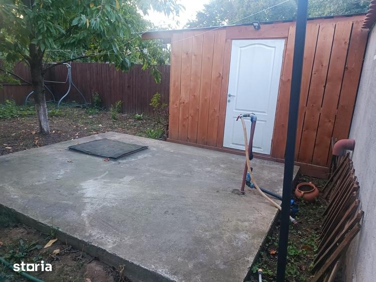 Casă cu 6 camere cu Teren 500 Mp în Gruiu