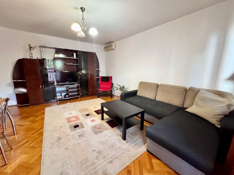 Apartament cu 3 camere decomandat în Timpuri Noi