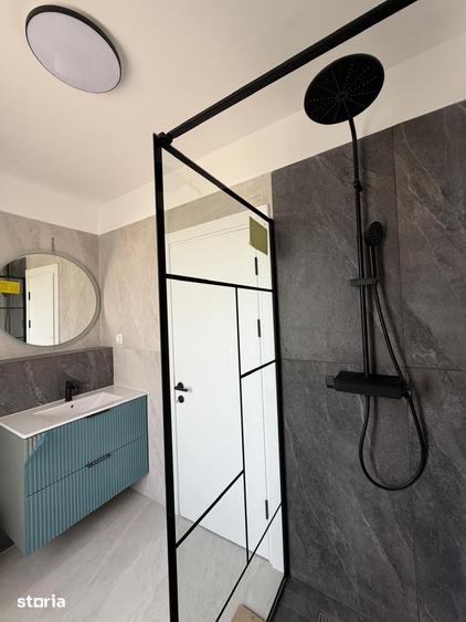 Casă cu 5 camere cu Teren 410 Mp în Corbeanca