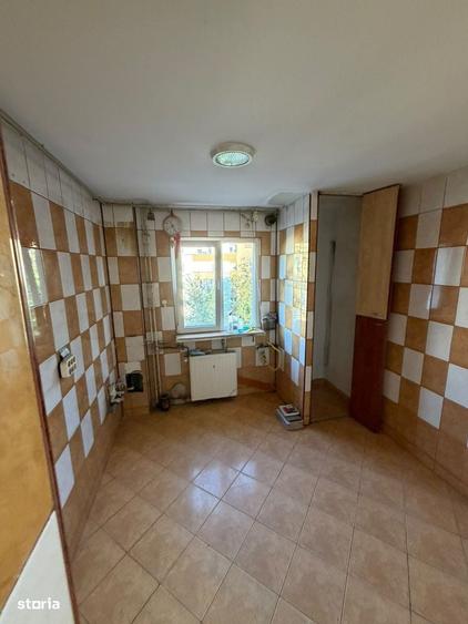 Apartament cu 4 camere în Militari