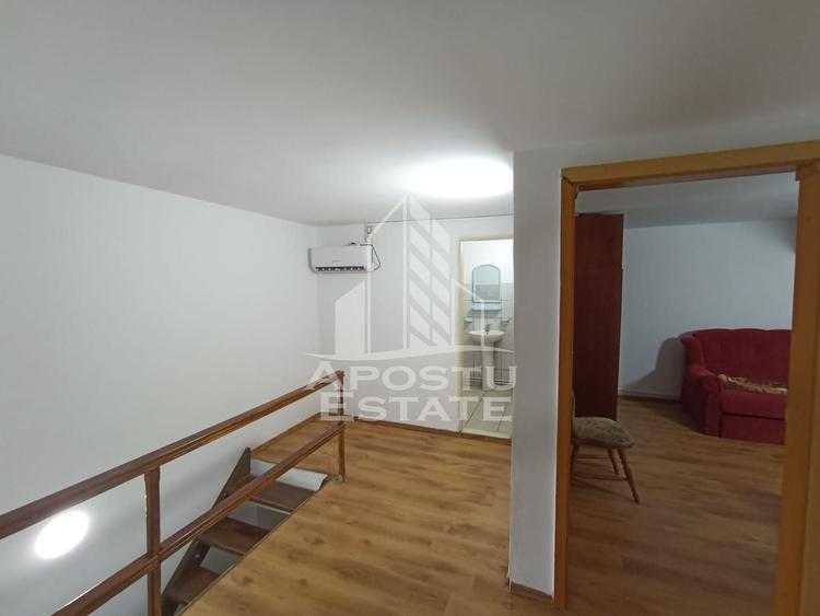 Casă cu 3 camere cu Canalizare în Mehala