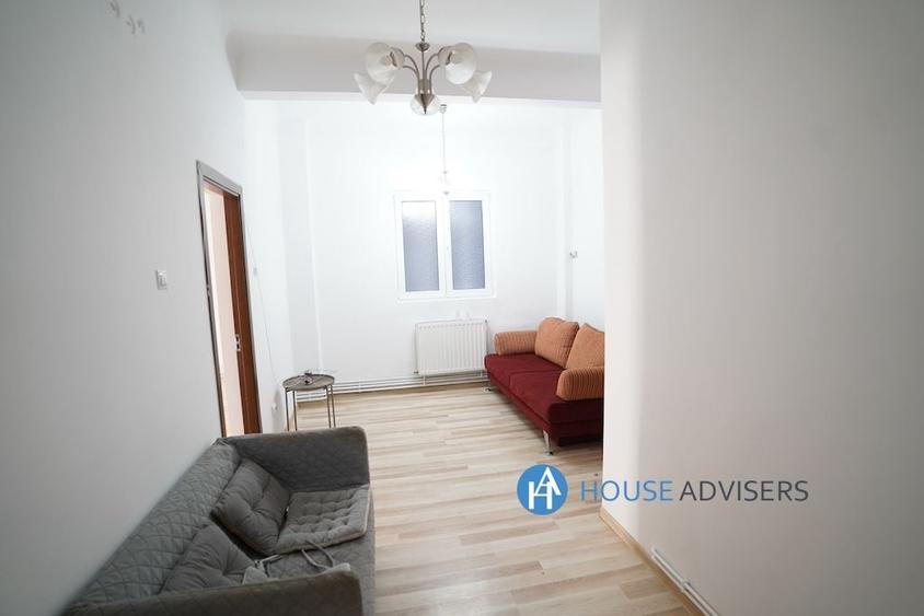 Apartament cu 3 camere, mobilat în Universitate