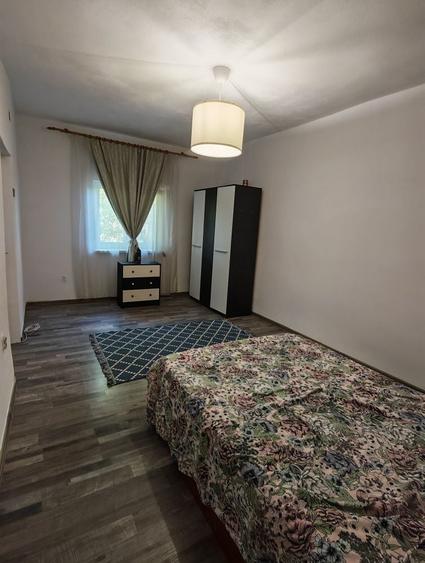 Casă cu 2 camere în Central
