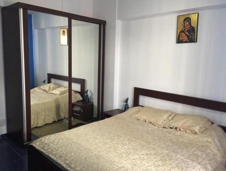 Apartament cu 3 camere decomandat, mobilat în Păcurari