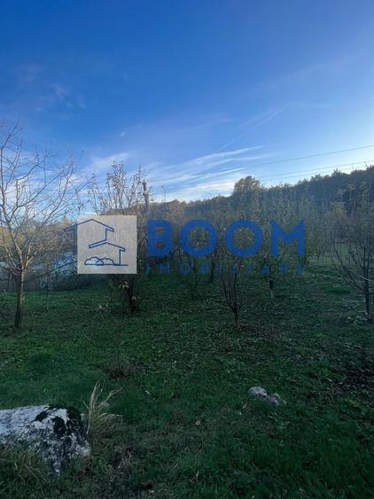 Casă individuală cu 2 camere cu Canalizare în Gura Văii