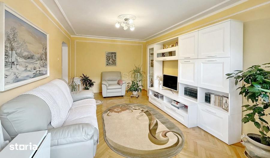 Apartament cu 4 camere în Dârste