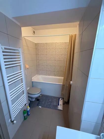 Apartament cu 2 camere semidecomandat, mobilat în Tudor Vladimirescu