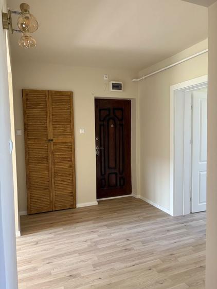 Apartament de vanzare 3 camere Decomandat - 7