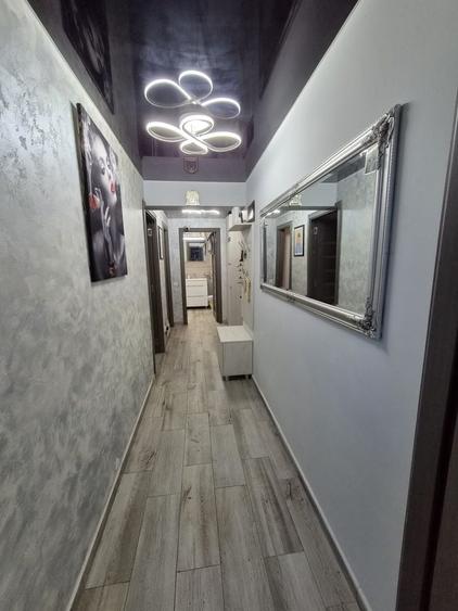 Apartament cu 2 camere decomandat în Tei