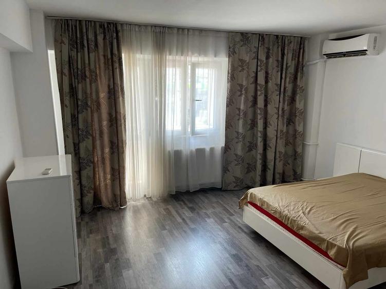 Garsonieră decomandată în Calea Călărașilor