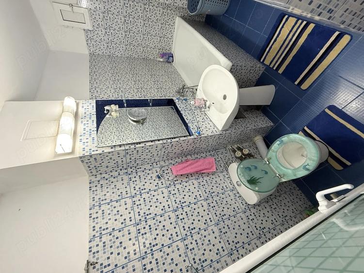 Apartament cu 2 camere decomandat în 1 Mai