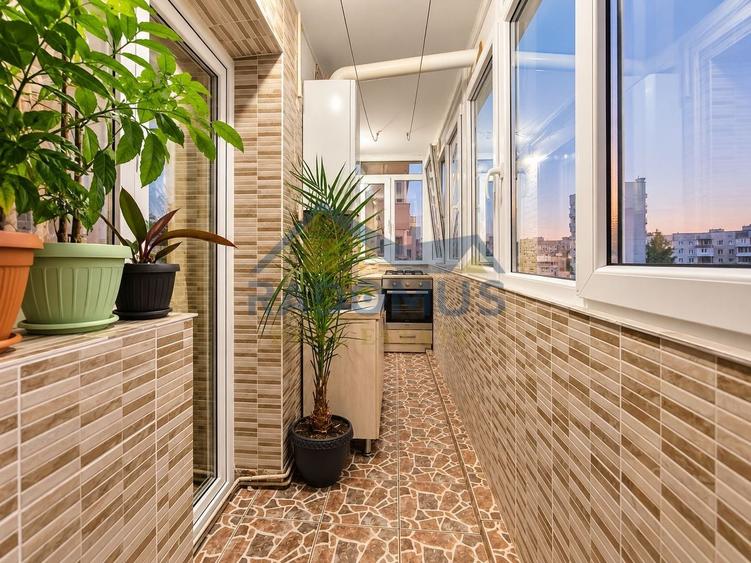 Apartament cu 3 camere decomandat, mobilat în P-ța Mihai Viteazu