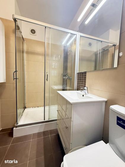 Apartament cu 4 camere, mobilat în Decebal