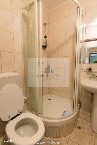Apartament cu 4 camere semidecomandat în Sud