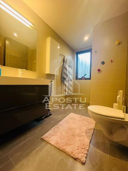 Duplex cu 4 camere cu Canalizare în Dumbrăvița