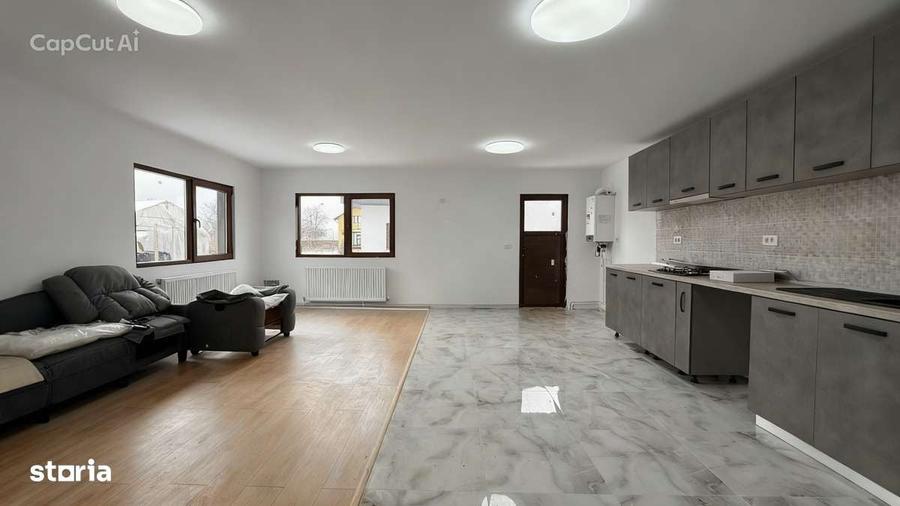 Casă cu 3 camere cu Teren 500 Mp în Letea Veche