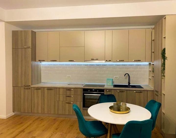 Apartament cu 3 camere semidecomandat, mobilat în Tunari