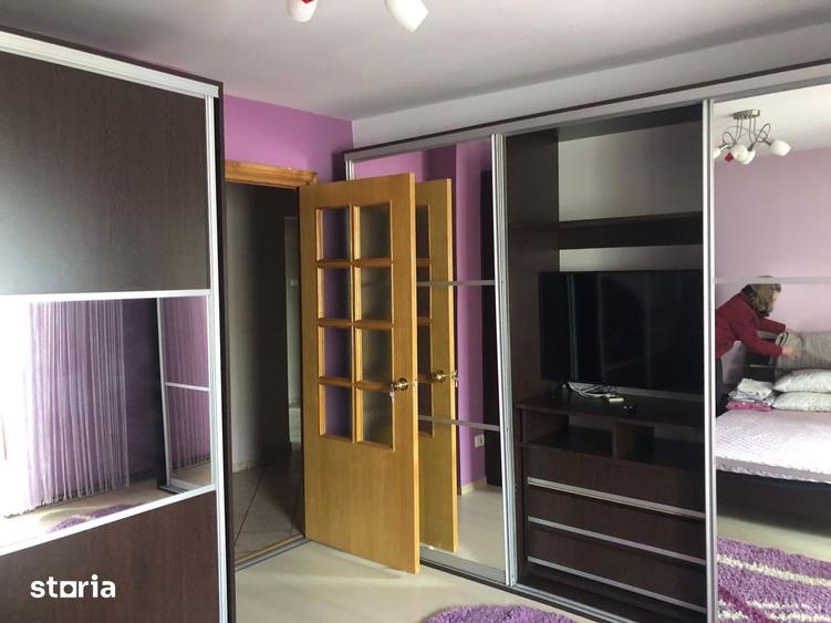 Apartament cu 3 camere decomandat, mobilat în Inel II