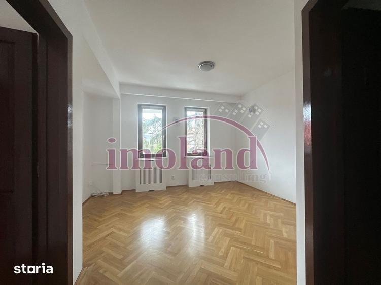 Casă cu 7 camere cu Canalizare în Floreasca