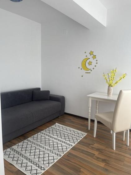 Apartament cu 3 camere decomandat în Nufărul