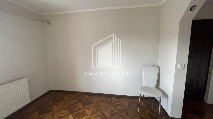 Apartament cu 3 camere decomandat, mobilat în Micro 16