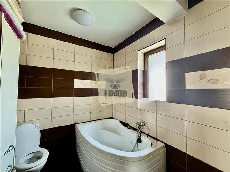 Duplex cu 4 camere cu Teren 220 Mp în Arhitecților - Calea Cisnădiei