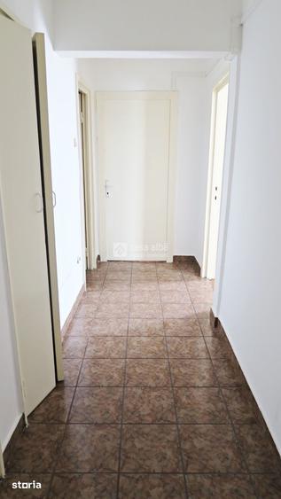 Apartament cu 3 camere, mobilat în Bd. Independenței