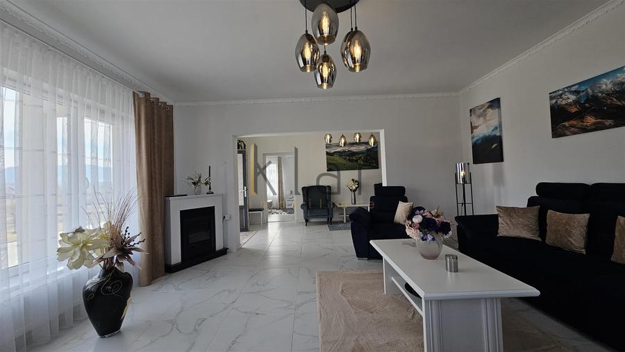 Casă individuală cu 3 camere decomandat cu Teren 5800 Mp în Fodora