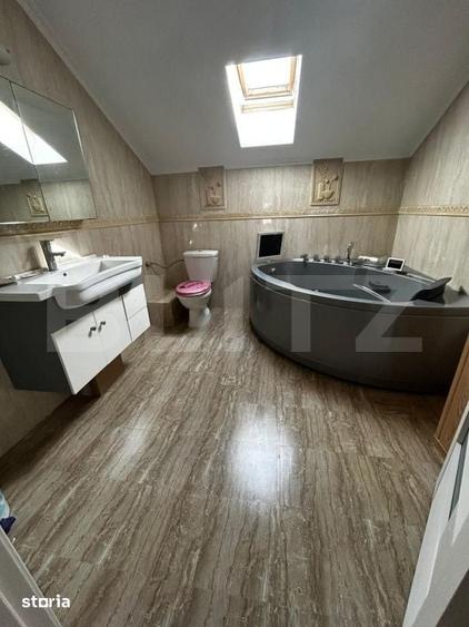 Casă cu 4 camere cu Teren 400 Mp în Central
