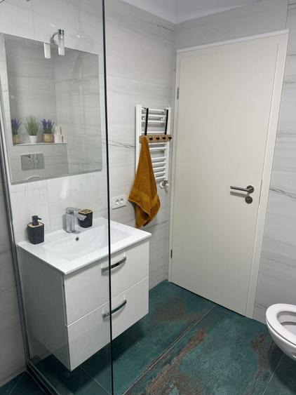 Apartament cu 2 camere semidecomandat în Odăile