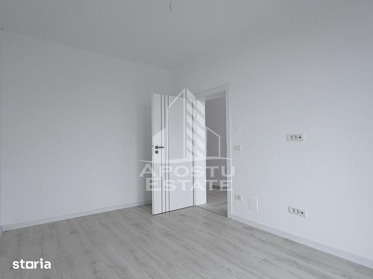Casă cu 5 camere cu Teren 217 Mp în Ronaț
