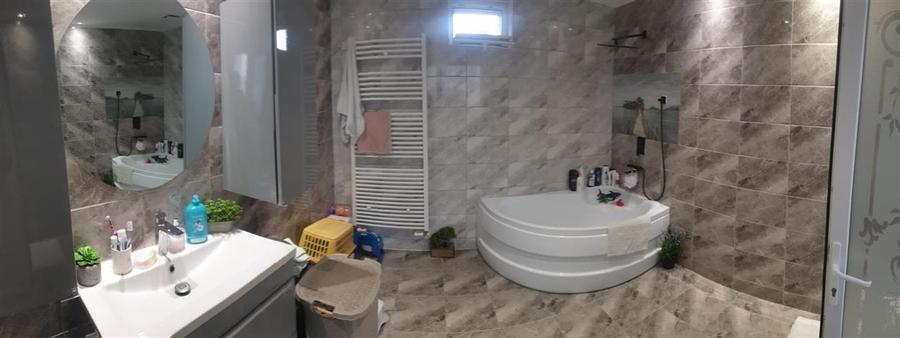 Casă individuală cu 4 camere cu Canalizare în Brăilița