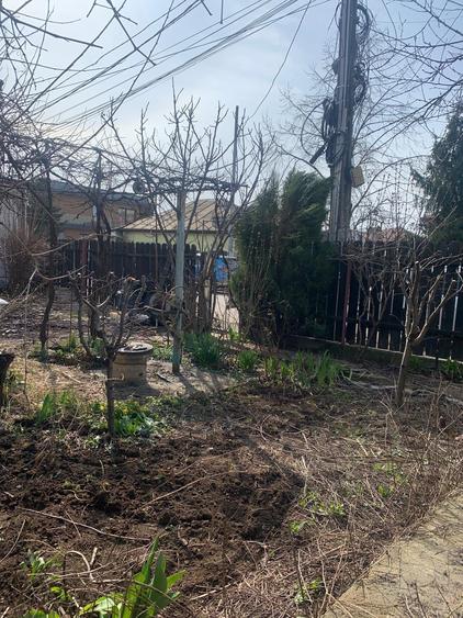 Casă individuală cu 3 camere cu Canalizare în Ultracentral