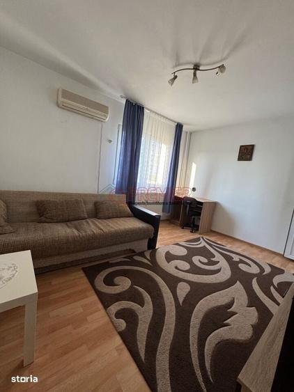 Apartament cu 2 camere decomandat în Baba Novac