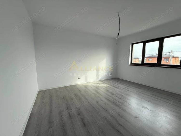 Casă cu 4 camere cu Teren 320 Mp în Berceni