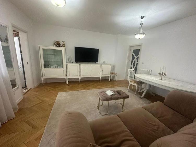 Închiriez apartament 3 camere ATENEU, Sala Palatului! - 2