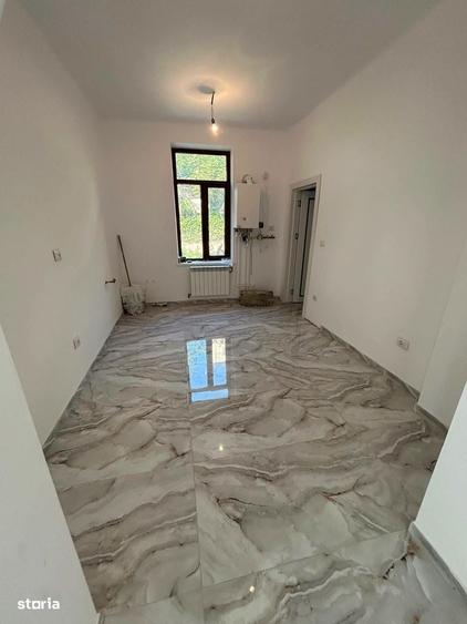 Spațiu comercial, de 55 mp, în Central