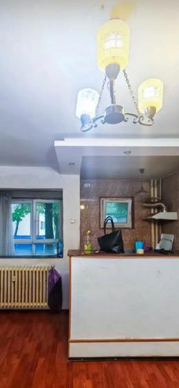 Apartament cu 2 camere nedecomandat în Berceni