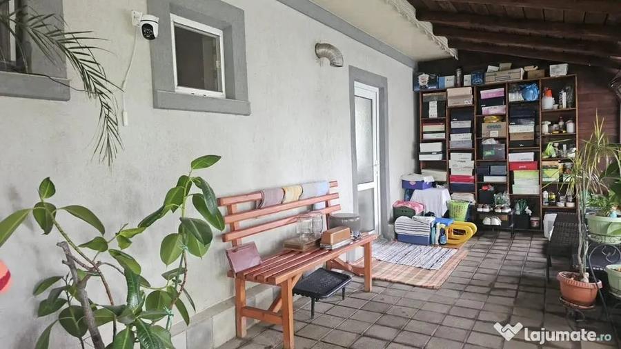 Casă cu 3 camere cu Teren 850 Mp în Pechea