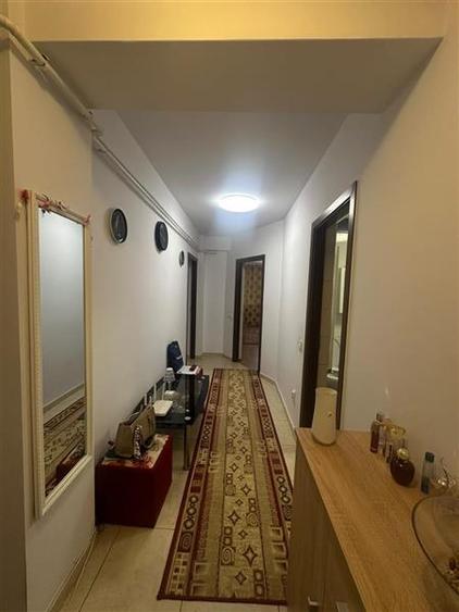 Garsonieră decomandată, mobilată în Aeroport