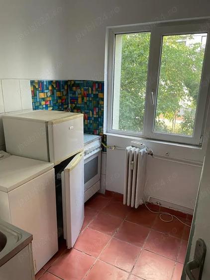 Apartament cu 2 camere semidecomandat în Tipografilor