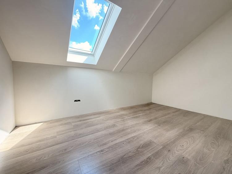 Apartament cu 3 camere decomandat în Freidorf
