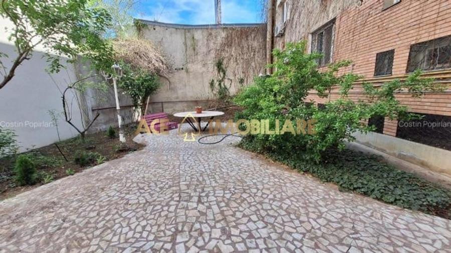 Apartament cu 3 camere semidecomandat, mobilat în Dorobanți