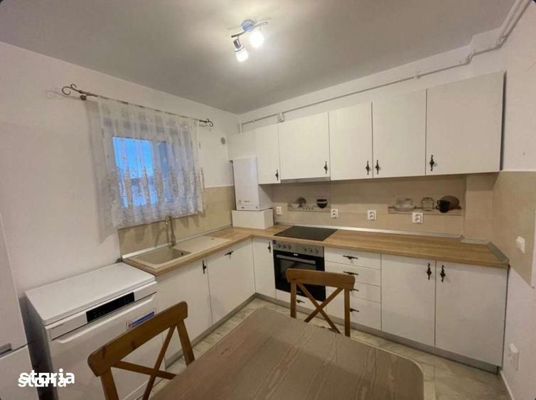 Apartament cu 3 camere în Lazaret