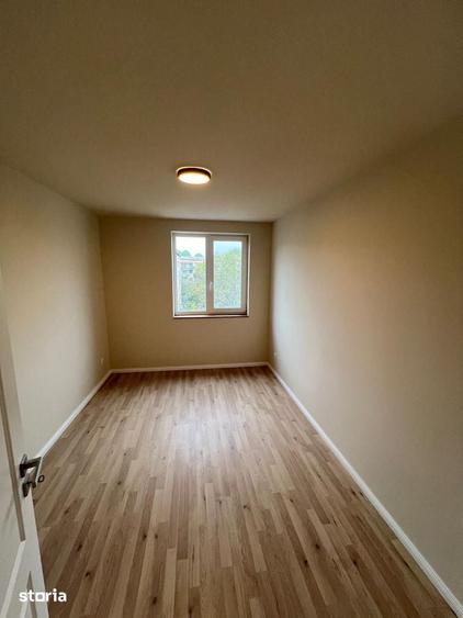 Apartament cu 3 camere decomandat în Burdea