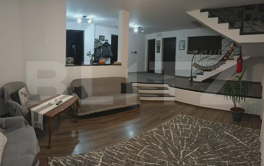 Casă individuală cu 5 camere cu Canalizare în Nazna