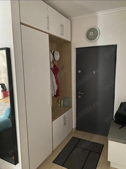 Casă cu 4 camere cu Teren 100 Mp în Central