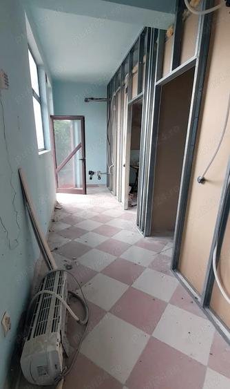 Spațiu comercial, de 160 mp, în Brătulești