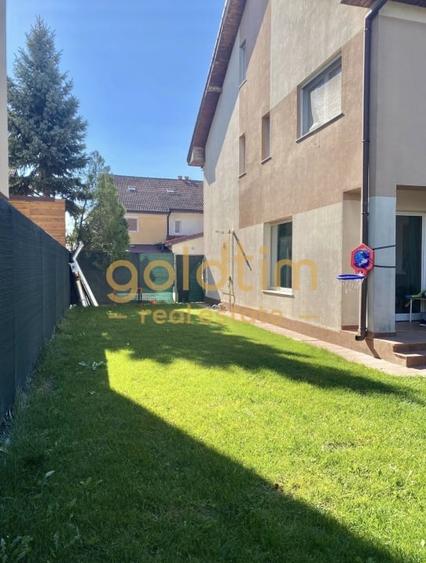 Duplex cu 5 camere cu Canalizare în Pipera