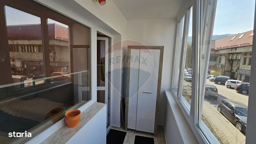 Apartament cu 2 camere de inchiriat in zona Central - 1
